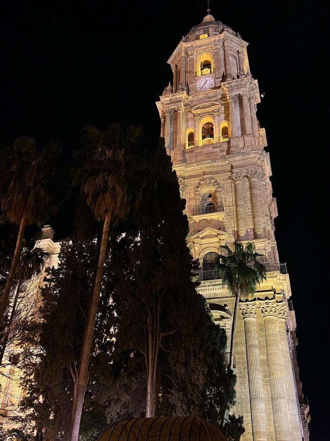 Suite Homes Cathedral مالقة المظهر الخارجي الصورة